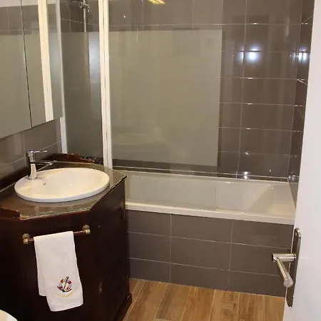 Apartment Superbe Vue Mer A La Rochelle-minimes La Rochelle (Charente-Maritime)